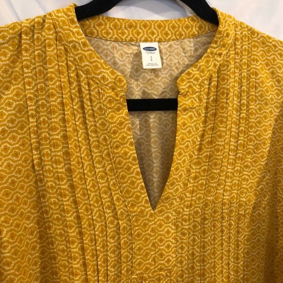 Old Navy Mustard Yellow and White Patterned Tunic Top Size Small - Picture 7 of 11